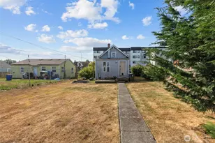 1621 E 32nd St, Tacoma, WA 98404 - Photo 12