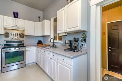 503 5th Avenue S, Kent, WA 98032 - Photo 16