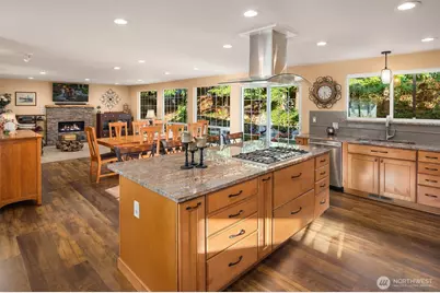 27426 208th Avenue SE, Maple Valley, WA 98038 - Photo 12
