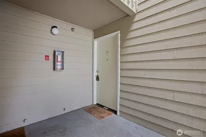 1843 S 286th Lane #T104, Federal Way, WA 98003 - Photo 2