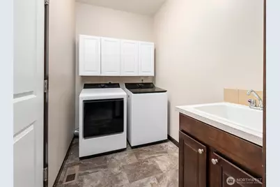 1873 SW Downfield Way, Oak Harbor, WA 98277 - Photo 18
