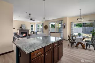 1873 SW Downfield Way, Oak Harbor, WA 98277 - Photo 12