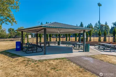 16901 Woodside Drive SE, Renton, WA 98058 - Photo 30