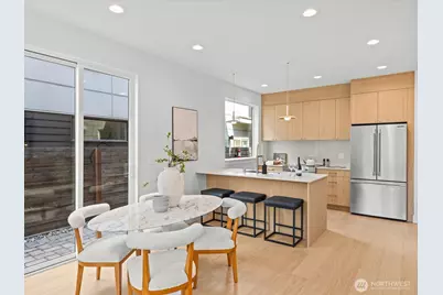 4326 Woodlawn Avenue N #B, Seattle, WA 98103 - Photo 10