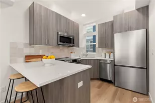 1206 B NW 83rd St, Seattle, WA 98117 - Photo 4