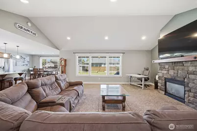 803 Mapleridge Drive, Everson, WA 98247 - Photo 4