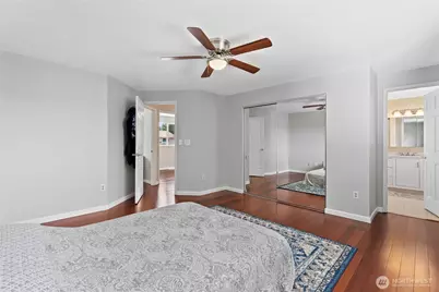 1665 Monroe Court SE, Renton, WA 98058 - Photo 16