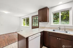 102 Madera Pl, Sequim, WA 98382 - Photo 12