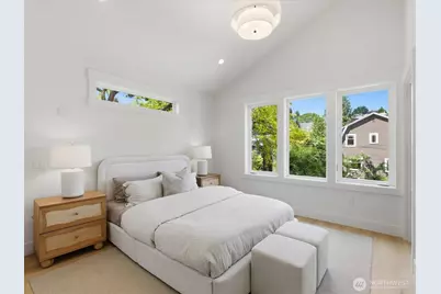 1970 25th Avenue E, Seattle, WA 98112 - Photo 32
