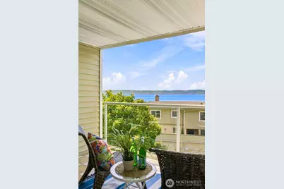 10203 47th Avenue SW #B8, Seattle, WA 98146 - Photo 12