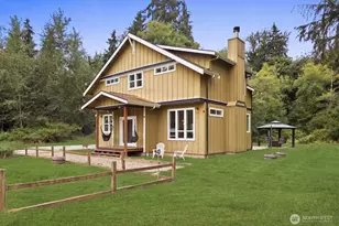 13724 Whites Rd, Arlington, WA 98223 - Photo 2
