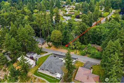 19210 SW Edgecliff, Normandy Park, WA 98166 - Photo 2