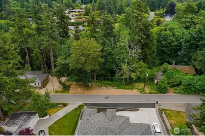 19210 SW Edgecliff, Normandy Park, WA 98166 - Photo 8