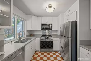 12086 NE 137th Ct, Kirkland, WA 98034 - Photo 10