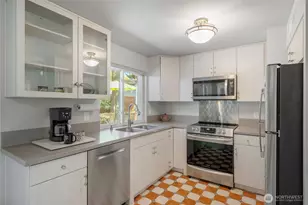12086 NE 137th Ct, Kirkland, WA 98034 - Photo 10