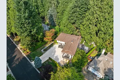 2202 Sahalee Drive E, Sammamish, WA 98074 - Photo 36