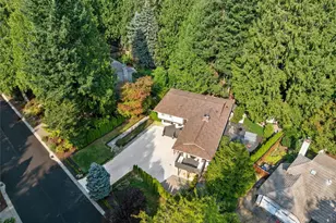 2202 Sahalee Dr E, Sammamish, WA 98074 - Photo 36