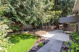 2202 Sahalee Dr E, Sammamish, WA 98074 - Photo 30