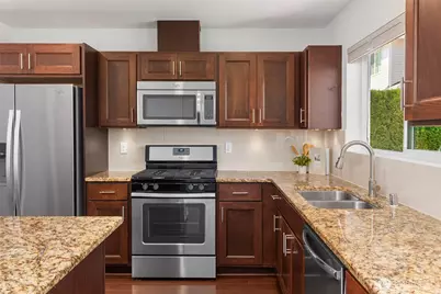 24020 NE 113th Place #37, Redmond, WA 98053 - Photo 16