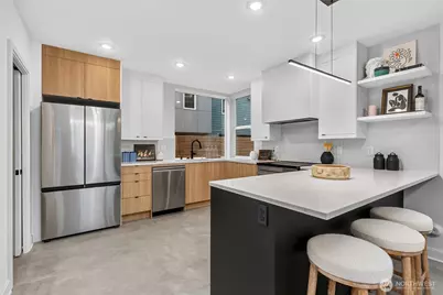 5011 Fauntleroy Way SW #Unit A, Seattle, WA 98136 - Photo 8