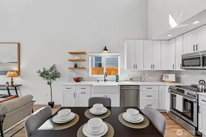 12038 N Park Avenue N, Seattle, WA 98133 - Photo 10