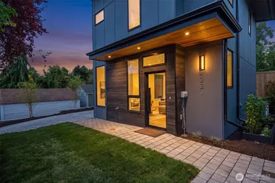 4219 51st Avenue S #B, Seattle, WA 98118 - Photo 2