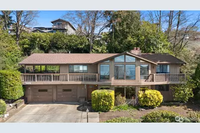 7821 East Side Drive NE, Tacoma, WA 98422 - Photo 2