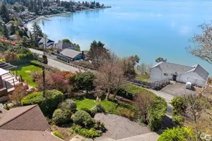 7821 East Side Dr NE, Tacoma, WA 98422 - Photo 30