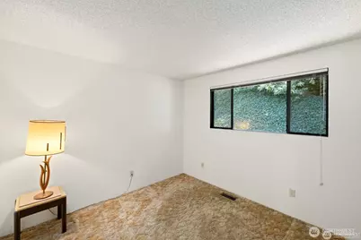 7821 East Side Drive NE, Tacoma, WA 98422 - Photo 14