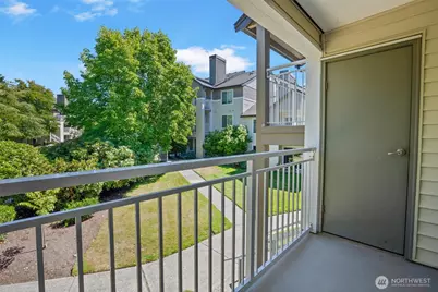 12423 Harbour Pointe Boulevard #V202, Mukilteo, WA 98275 - Photo 14