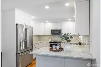 11228 108th Avenue NE, Kirkland, WA 98033 - Photo 12