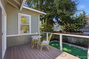 1721 3rd Ave N, Seattle, WA 98109 - Photo 22