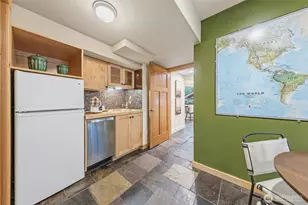 22005 SE 28th St, Sammamish, WA 98075 - Photo 26