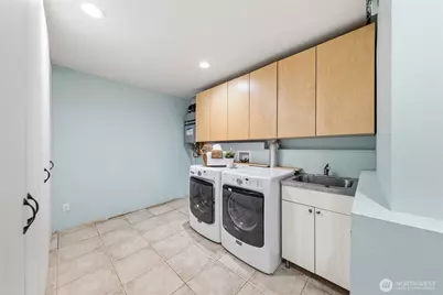 22005 SE 28th Street, Sammamish, WA 98075 - Photo 30