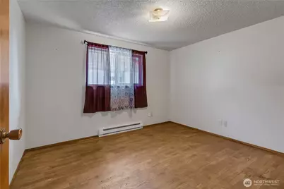 229 Mashell Avenue N, Eatonville, WA 98328 - Photo 12
