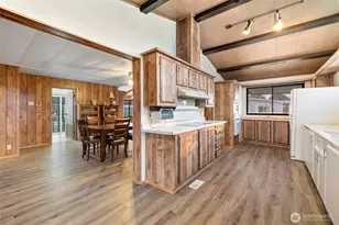 3611 I St NE, Auburn, WA 98002 - Photo 4