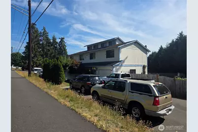 5620 61st Street NE #A & B, Marysville, WA 98270 - Photo 1