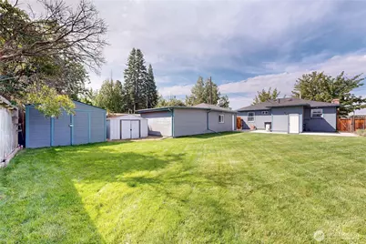 335 S Wilbur Avenue, Walla Walla, WA 99362 - Photo 32