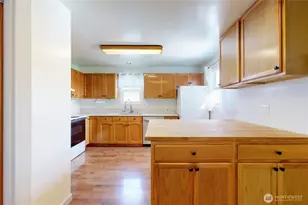 335 S Wilbur Ave, Walla Walla, WA 99362 - Photo 10