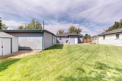 335 S Wilbur Avenue, Walla Walla, WA 99362 - Photo 34