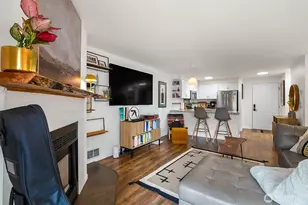 411 N 90th St, Seattle, WA 98103 - Photo 2