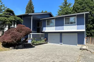12626 SE 76th Pl, Newcastle, WA 98056 - Photo 2