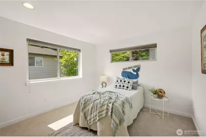 7630 129th Avenue SE, Newcastle, WA 98056 - Photo 14