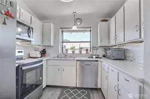 1313 W James St, Kent, WA 98032 - Photo 8