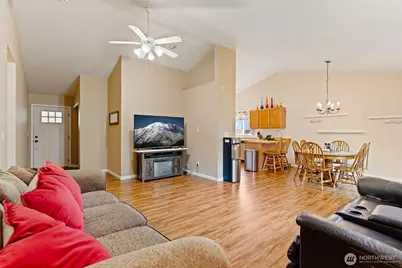 502 W Illinois Avenue, Ellensburg, WA 98926 - Photo 2