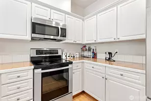 10700 SE 260th St, Kent, WA 98030 - Photo 14