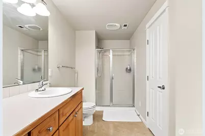10700 SE 260th Street #H102, Kent, WA 98030 - Photo 26