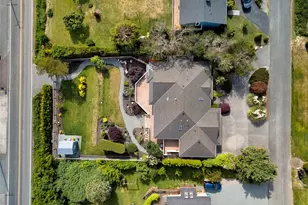 6404 Warren St, Anacortes, WA 98221 - Photo 32