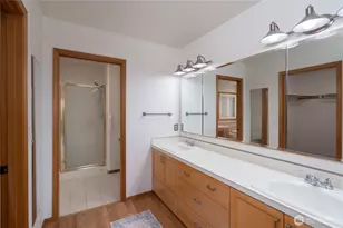 6404 Warren St, Anacortes, WA 98221 - Photo 14