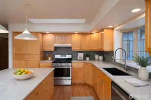6404 Warren St, Anacortes, WA 98221 - Photo 10